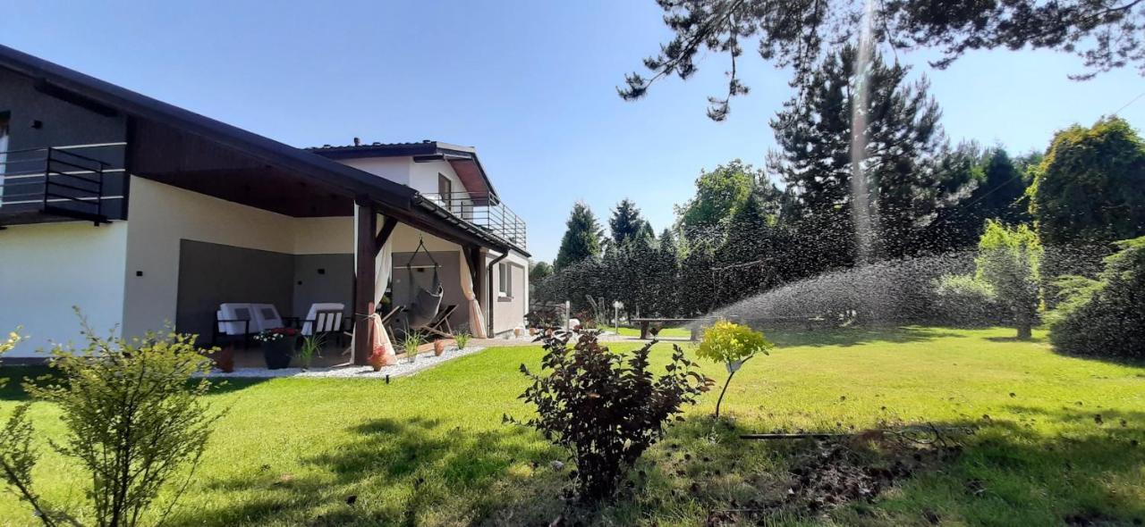 Apartament Willa Pod Sosnami Zator Przeciszow Exterior photo